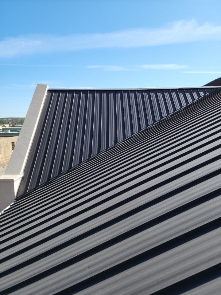 Gallery photos for Successful Roof Replacement for Fort Worth Business: Image #3