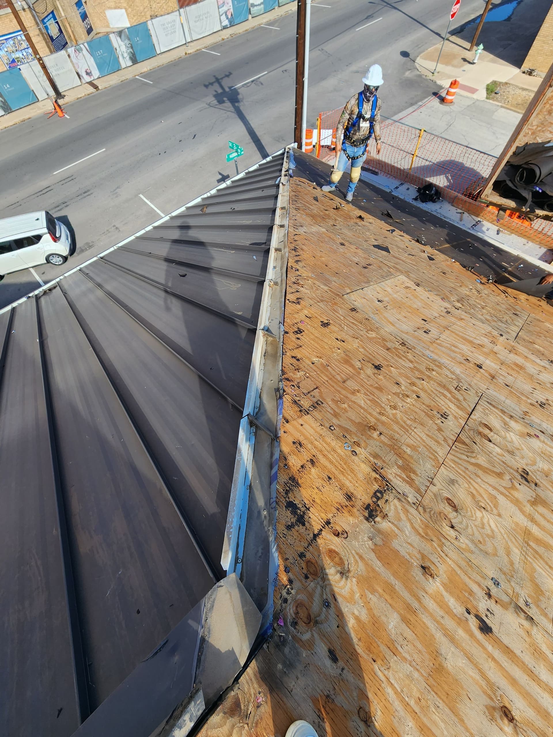 Gallery photos for Successful Roof Replacement for Fort Worth Business: Image #26