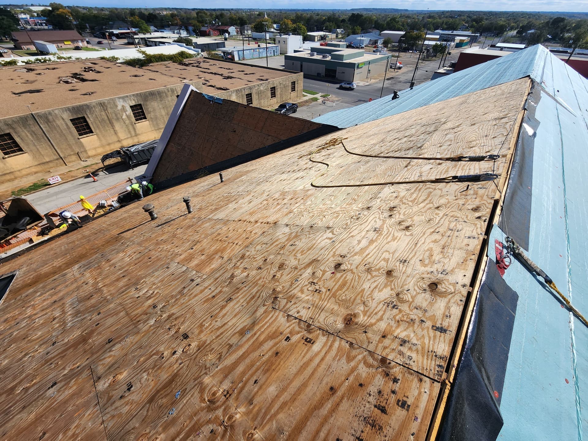 Gallery photos for Successful Roof Replacement for Fort Worth Business: Image #44