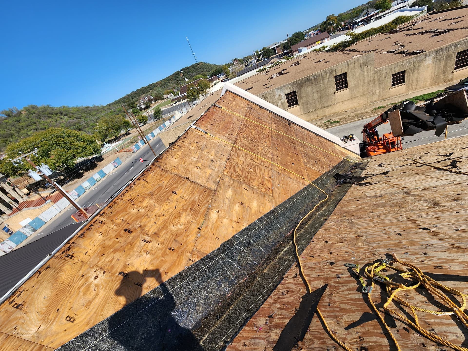 Gallery photos for Successful Roof Replacement for Fort Worth Business: Image #42